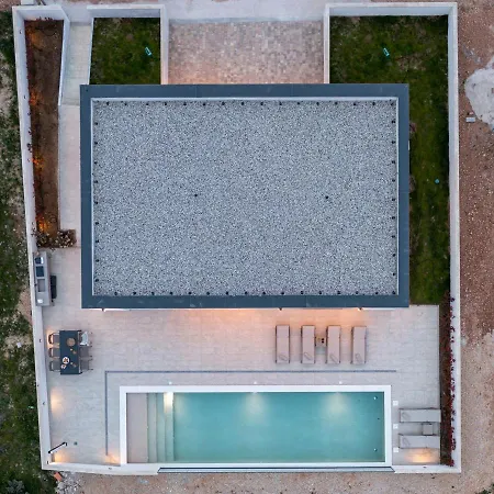 Coralis With Heated Pool * Vrsi