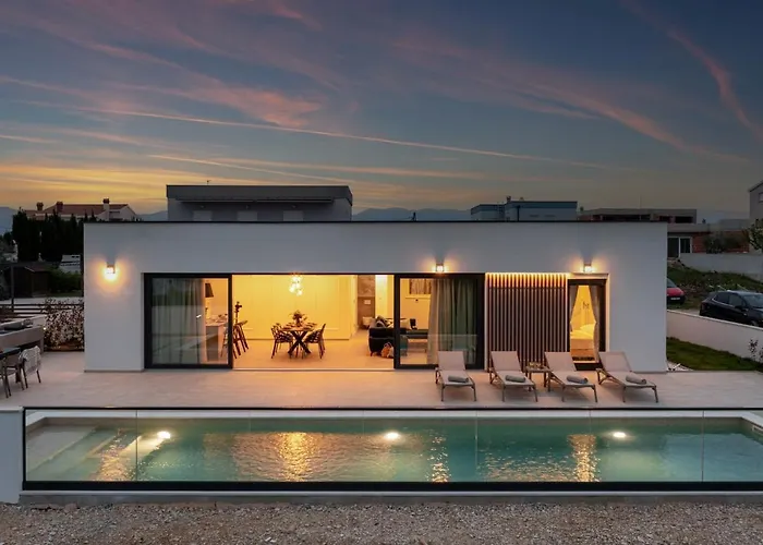 Coralis With Heated Pool فيلة *